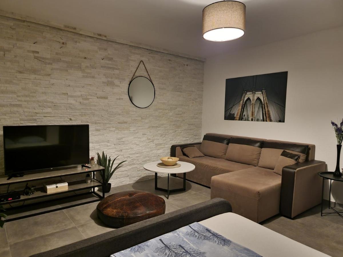 Apartments Vranes 티바트 외부 사진
