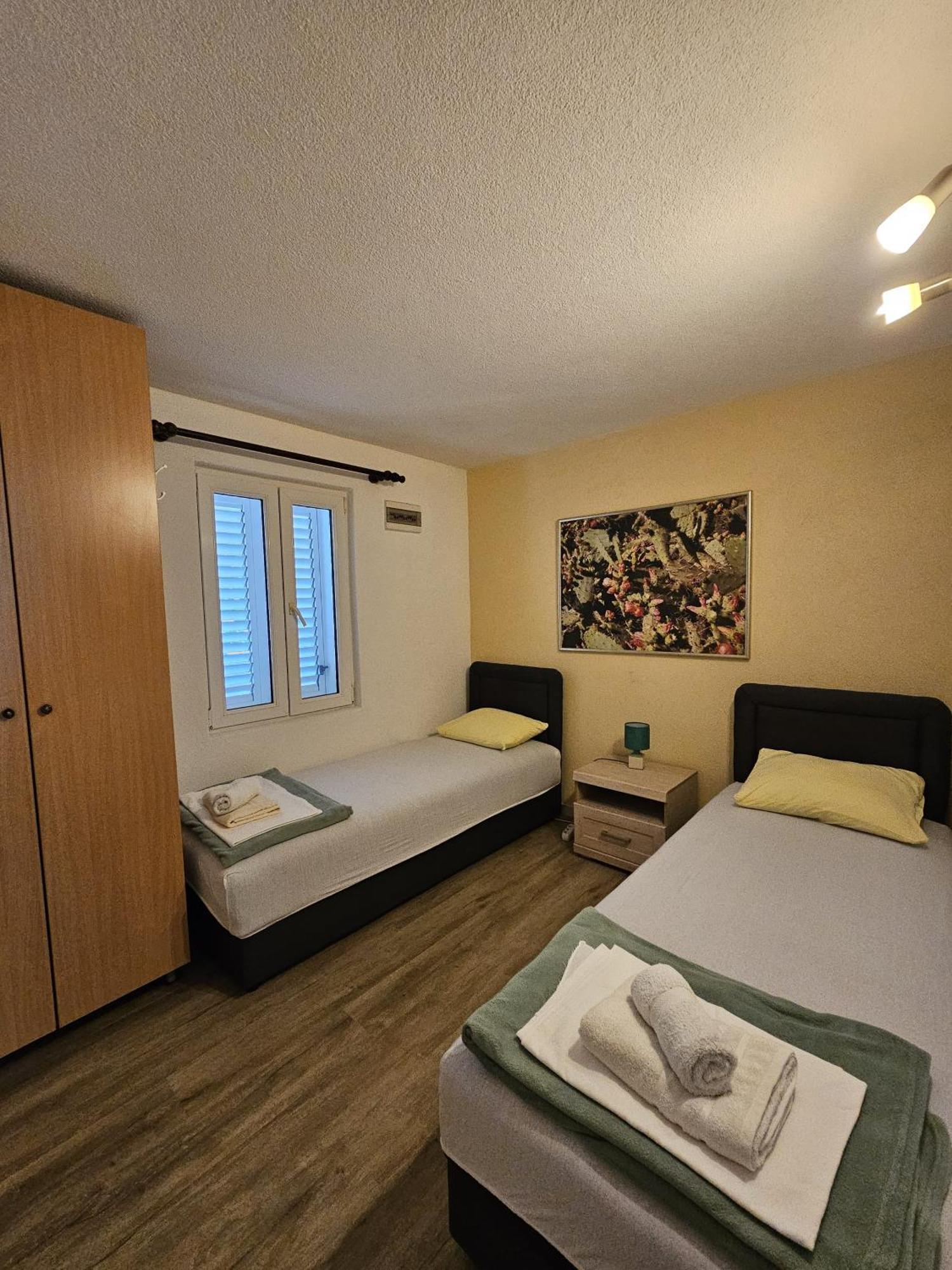 Apartments Vranes 티바트 외부 사진